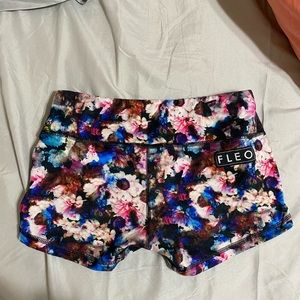 Fleo floral shorts